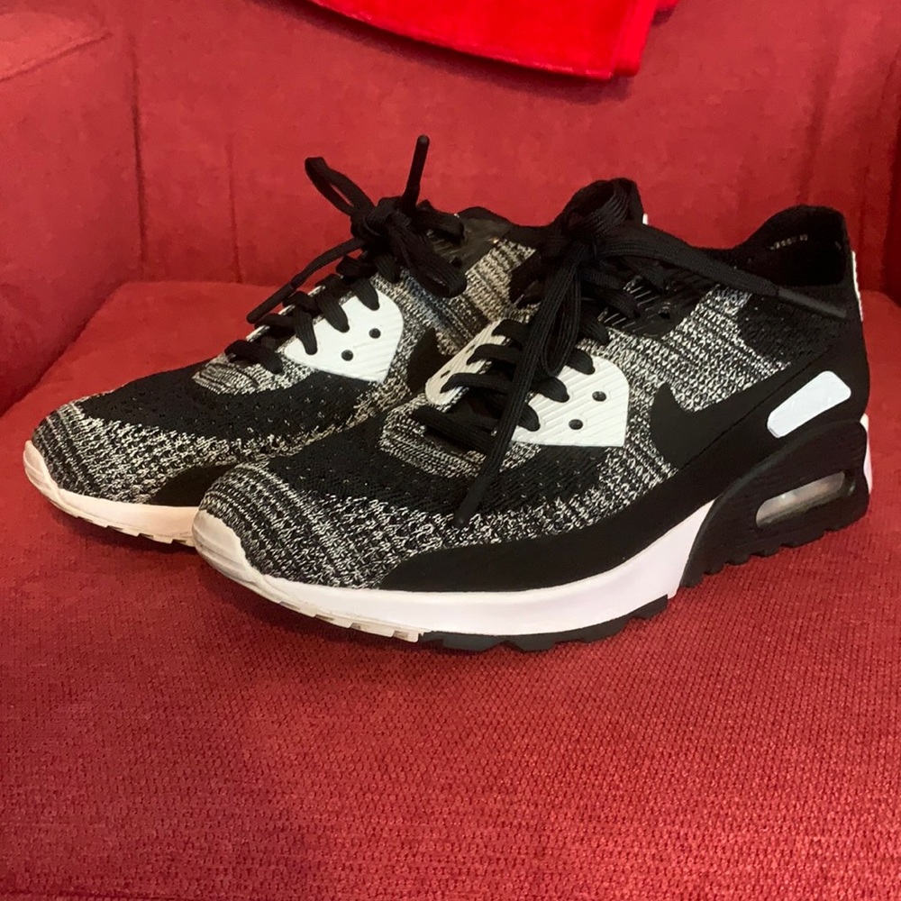 Women’s Nike air